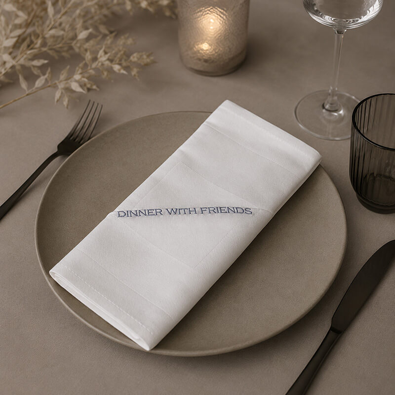 TRIXI GRONAU & TABLE STYLE