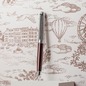 Preview: Caran d'Ache Léman Bordeaux Kugelschreiber mit silberfarbener Guillochierung