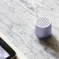 Preview: Lexon mini bluetooth lautsprecher Mino Alu matt bronze, Lifestyle
