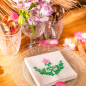 Preview: Paviot, Serviette, Trianon vert, weiß bedruckt mit Wiesenblumen, rosa, grün style