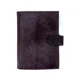 Preview: Trixi Gronau KIM Pocket Ring-Organizer aus fliederfarbenem Lachsleder von oben, geschlossen mit Laschenverschluss