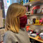 Preview: Uli Schneider, Nikituch, Mund-Nasen-Maske, Baumwolle, Gummiband, Farbe granatapfel, style vor dem Mund