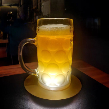 Preview: Amacords Qamar Akkutischleuchte messing LED dimmbar Indoor Outdoor kabellos