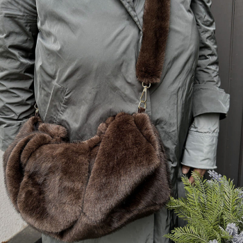 Preview: Tote Amalia faux fur braun, style