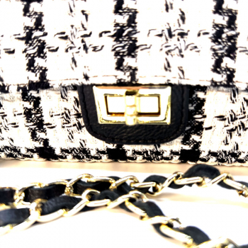 Shoulder bag Marie, cream-black, checkered fabric, chain strap,detail