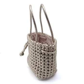 Drawstring closure of Vimoda Cleo handbag seen from the side