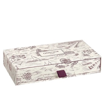Caran d'Ache Léman Toile de Jouy Geschenkbox mit bordeauxfarbenen Genfer Illustrationen