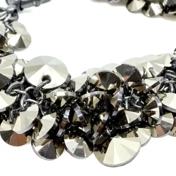 Preview: Glowybox, Moss, Armband mit Swarovski Kristallen, Detail Swarovski