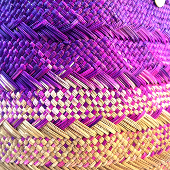 Guanabana Tote Canasto Bag S, Iraca, purple-beige, detail