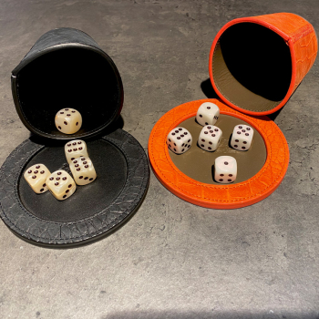 Hector Saxe LEATHER DICE CUP with base in orange and dices, style