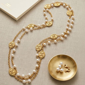 Interdee, halskette lang, coco, weihe Perlen , goldene florale Medillons, style liegend