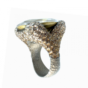 Kmo ringHannah yellow-goldr Camelite, with large faceted crystal, front