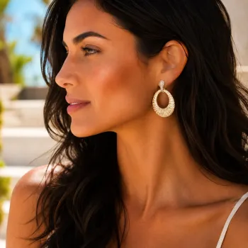 Preview: KMO-Ohrstecker, Danica, Schlangenleder nude lackiert mit Kamelitte in cream-gold, style