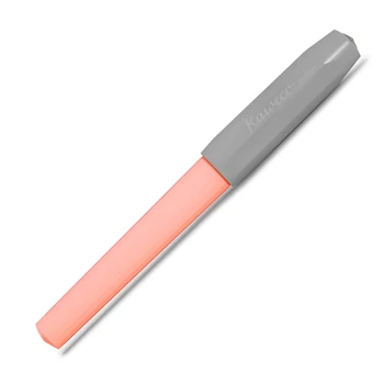 Preview: Geschlossener Kaweco PERKEO Cotton Candy Füllhalter mit rosafarbenem Schaft und facettierter grauer Kappe