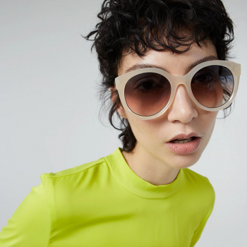 Komono Sonnenbrille Ellis Daffodil, Rahmen creme, Linsen blau-braun verlaufend, Style