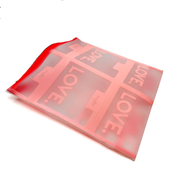 Lightree Pouch Love pink, zipp closure, front