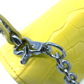 Minibag May yellow with chain, detail carabiner