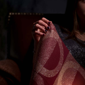 Paviot Bling, aubergine mit gold Motiv Druck orientalisch , design