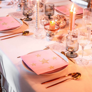 Preview: Paviot Servietten STARLIGHT, gold pink with Stars style table