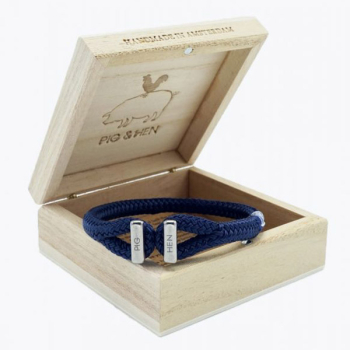 Pig&Hen, Herrenarmband, Icy Ike navy, Geschenkbox, geöffnet