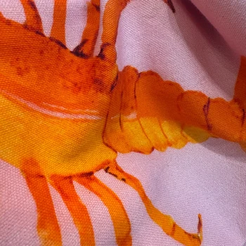 Detail des Simone Bruns Beach Towels Crab & Lobster in Rosa und Orange aus Baumwolle