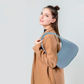 Preview: Vimoda Schultertasche Sandy leder hellblau, style