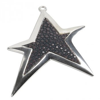 a cuckoo Moment, pendants star, sterling silver, grey stingray