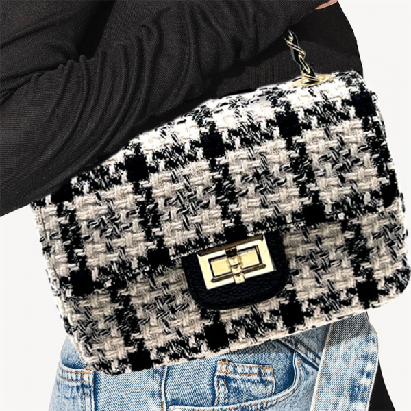 Shoulder bag Marie S,cream-black, checkered fabric, chain strap, style