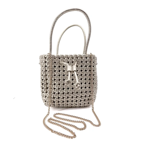 Vimoda Cleo champagne handbag with the gold-tone metal chain attached