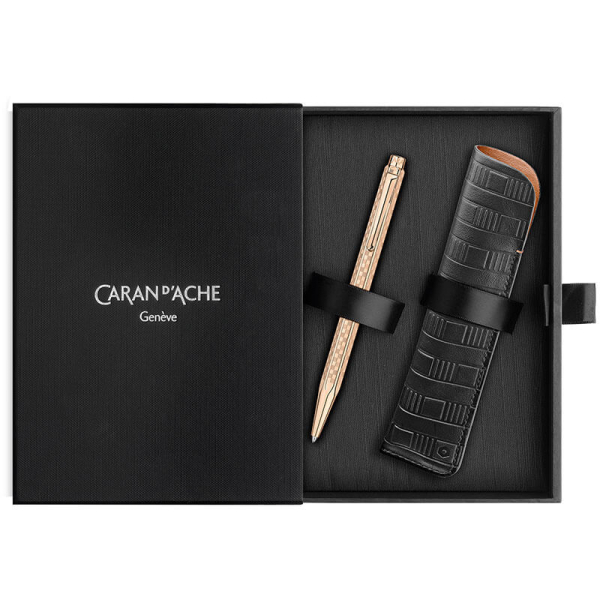 Caran d'Ache ballpoint set Ecridor Damier rosegold plated box open