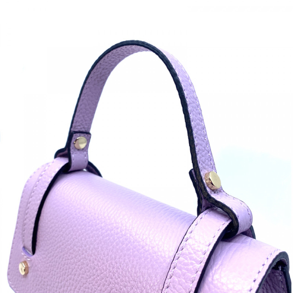 Crossbody-Saddelbag, Leder flieder, very peri, Gurt verstellbar schwarz weiß, Detail