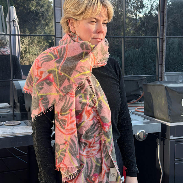 Cute Stuff, cashmere Schal, Monkey kissme, Model style 3