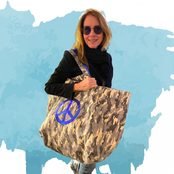 Cute Stuff, XXL Shopper, Weekender, Camouflage print, Peace Zeichen Pailletten blau, style