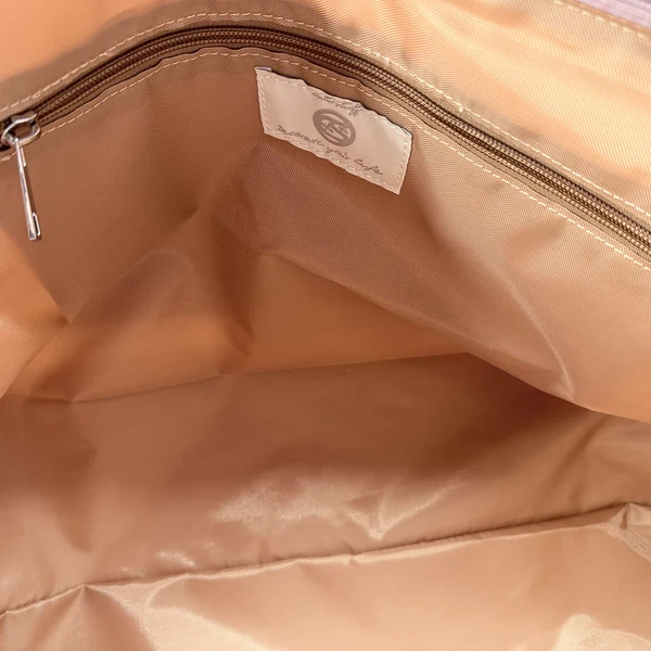 Innenansicht des Cute Stuff Shoppers mit Reißverschlussfach