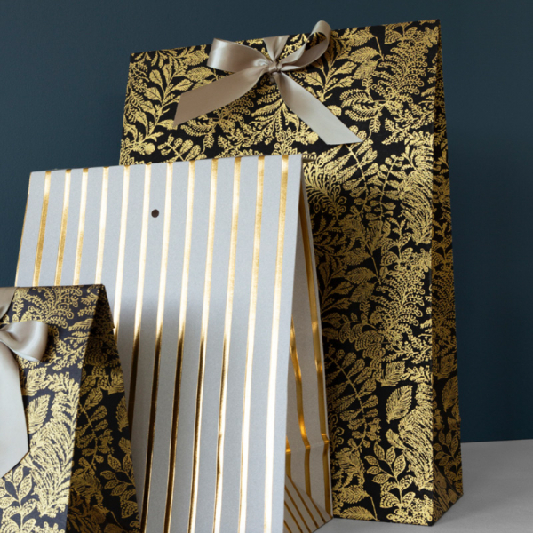 Faltschachgtel Golden Garden schwarz mit Motiv Druck gold, detail