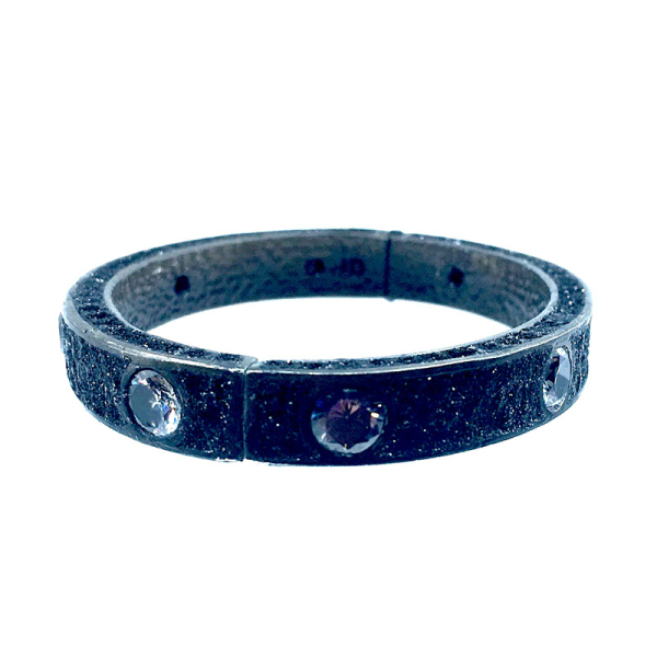 KMO, LOVE, bangle, silver powder, black