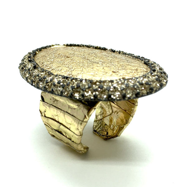 Kmo ring Nika, Snake gold Glitter gold, side