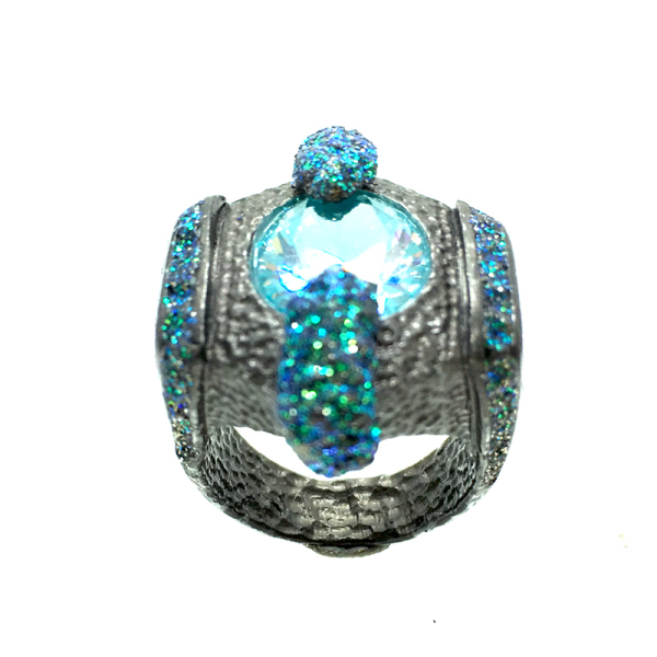 Kmo ring Da Vinci grün 3, facettierter Stein, seitlich