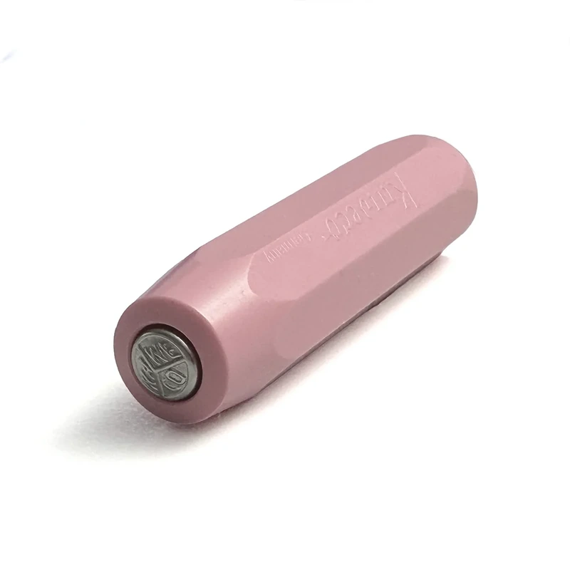 Kaweco Füllhalter PERKEO Peony Blossom, oktogonale Kappe mit Kaweco Prägung und rundem Markenemblem