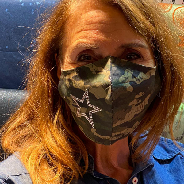 Mund-Nasen-Maske, Druck Camouflage, Applikation Straßstern, style Model