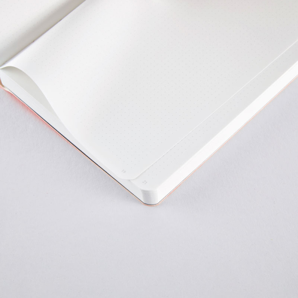 Nuuna Notizbuch A6 Candy S Neon pink Paper inside dotted