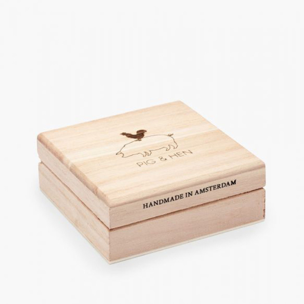Pig&Hen, Armband Easy Ed, Segeltau ivory, Verschluß silber, Holz Geschnkbox