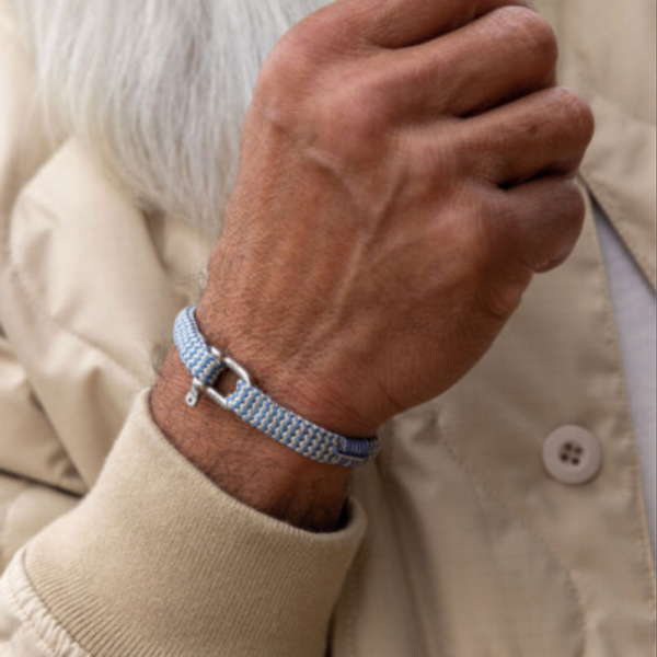 Pig& Hen, bracelet Vicious Vik ivory-pigeon blue/silver, braided nylon, closure shackle, style