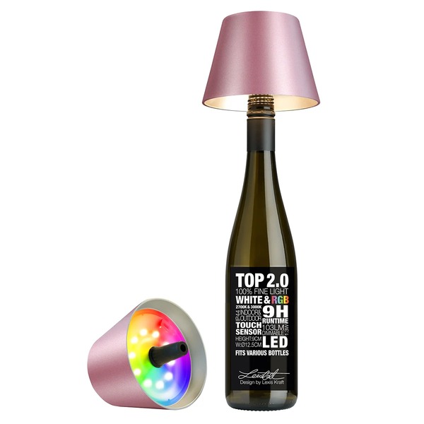 Sompex TOP 2.0 Akku-Flaschenleuchte Pink Metallic auf einer grünen Glasflasche mit separater Ansicht der RGBW-LED-Unterseite