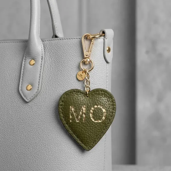 Trixi Gronau leather key fob Coeur khaki style bag