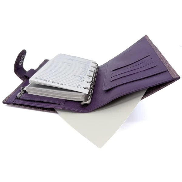 Innenseite des Trixi Gronau KIM Pocket Organizers mit vier Kartenfächern aus feinem Ziegennappaleder in Violett
