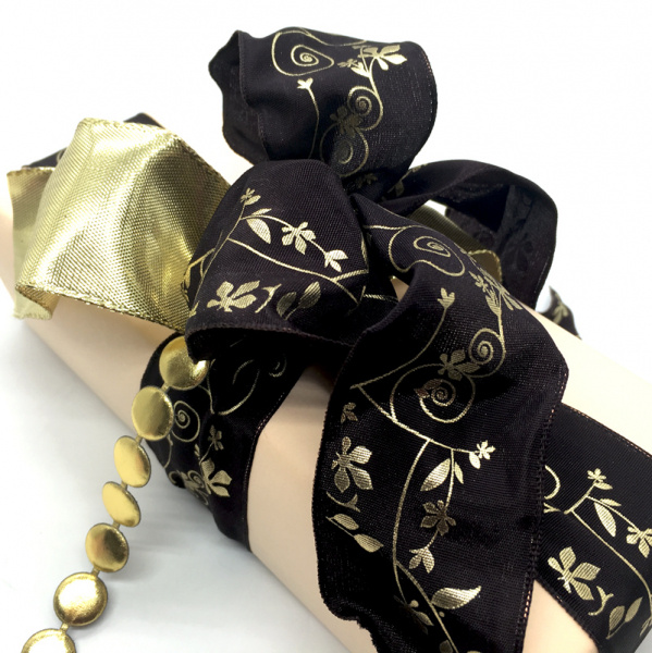 Geschenkband, Band, satin, 38 mm, braun bedruckt floral in gold, style