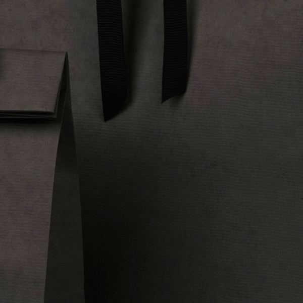 Gift wrap, gift bag, black, detatil