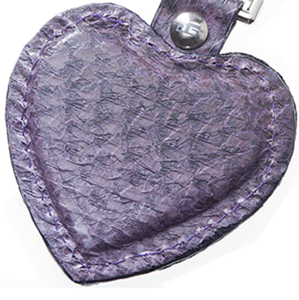 Key Chain, salmon leather, heart-shaped, lilac, Trixi Gronau, detail